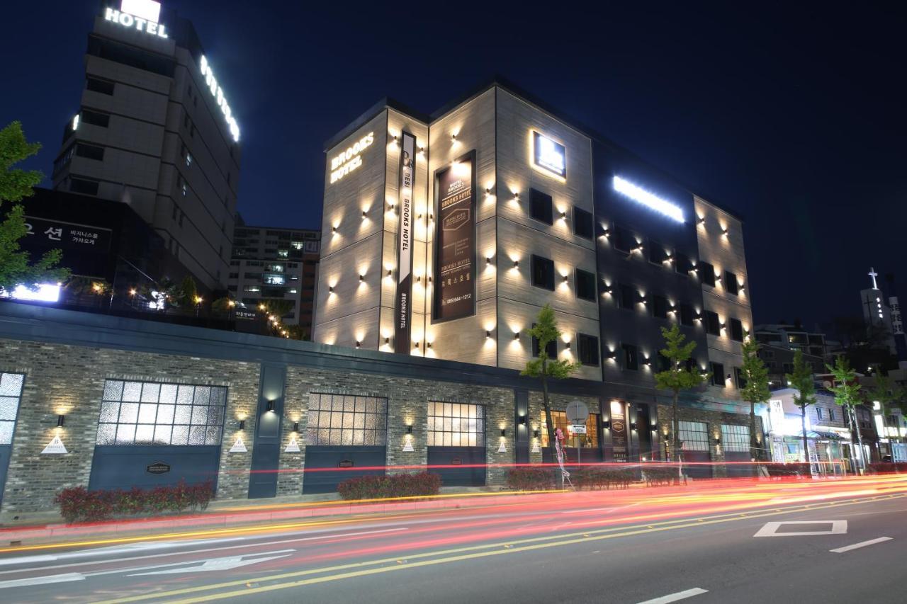 Brooks Hotel Tongyeong Eksteriør billede